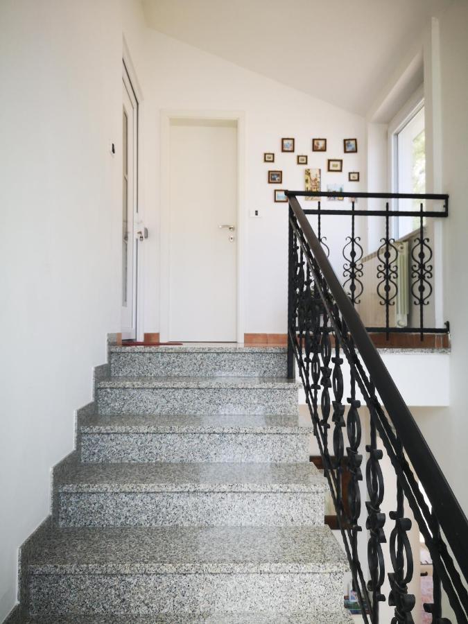 Apartma Ceh Gabrovica pri Crnem Kalu Luaran gambar
